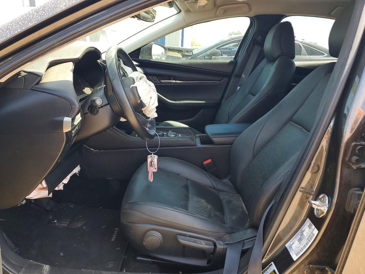 2024 Mazda Mazda3 VIN 3MZBPABM1RM437197 photo 7