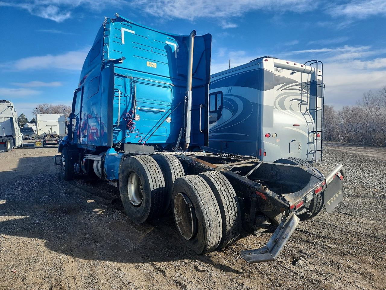 2024 VOLVO Vn VIN 4V4NC9EH7RN646320 photo 3