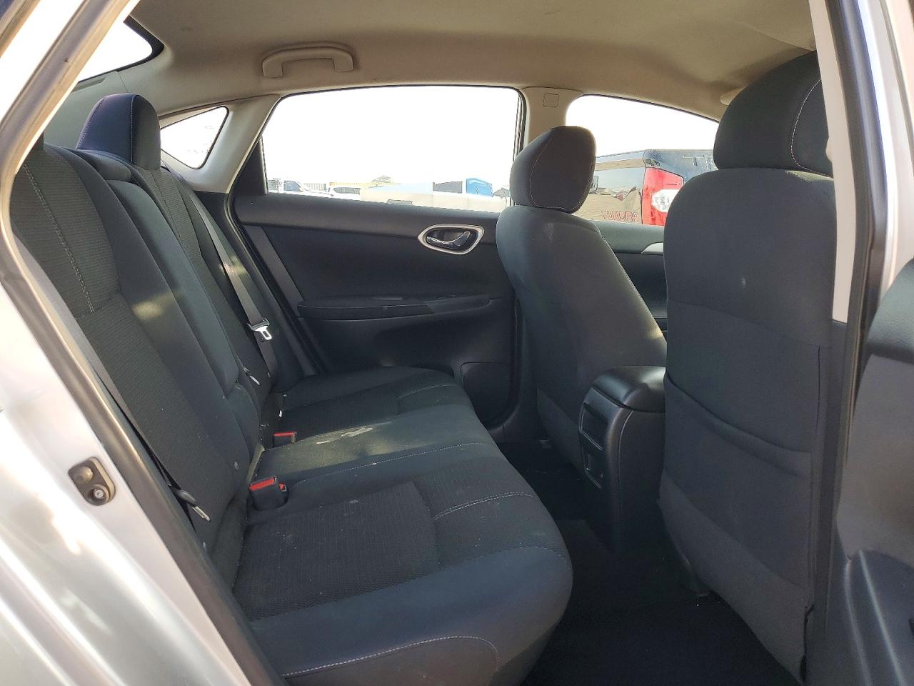 2015 NISS Sentra VIN 3N1AB7AP5FY289557 photo 10