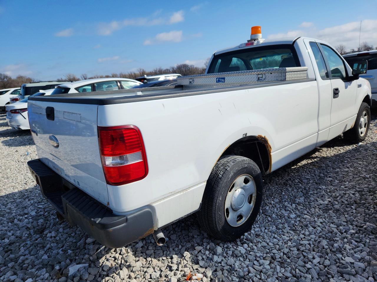 2007 Ford F150 VIN 1FTRF12W47KD54048 photo 3