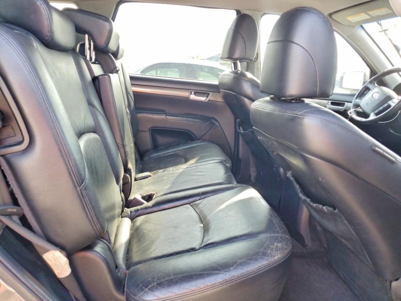 2009 Kia Borrego VIN KNDJJ741495016862 photo 11