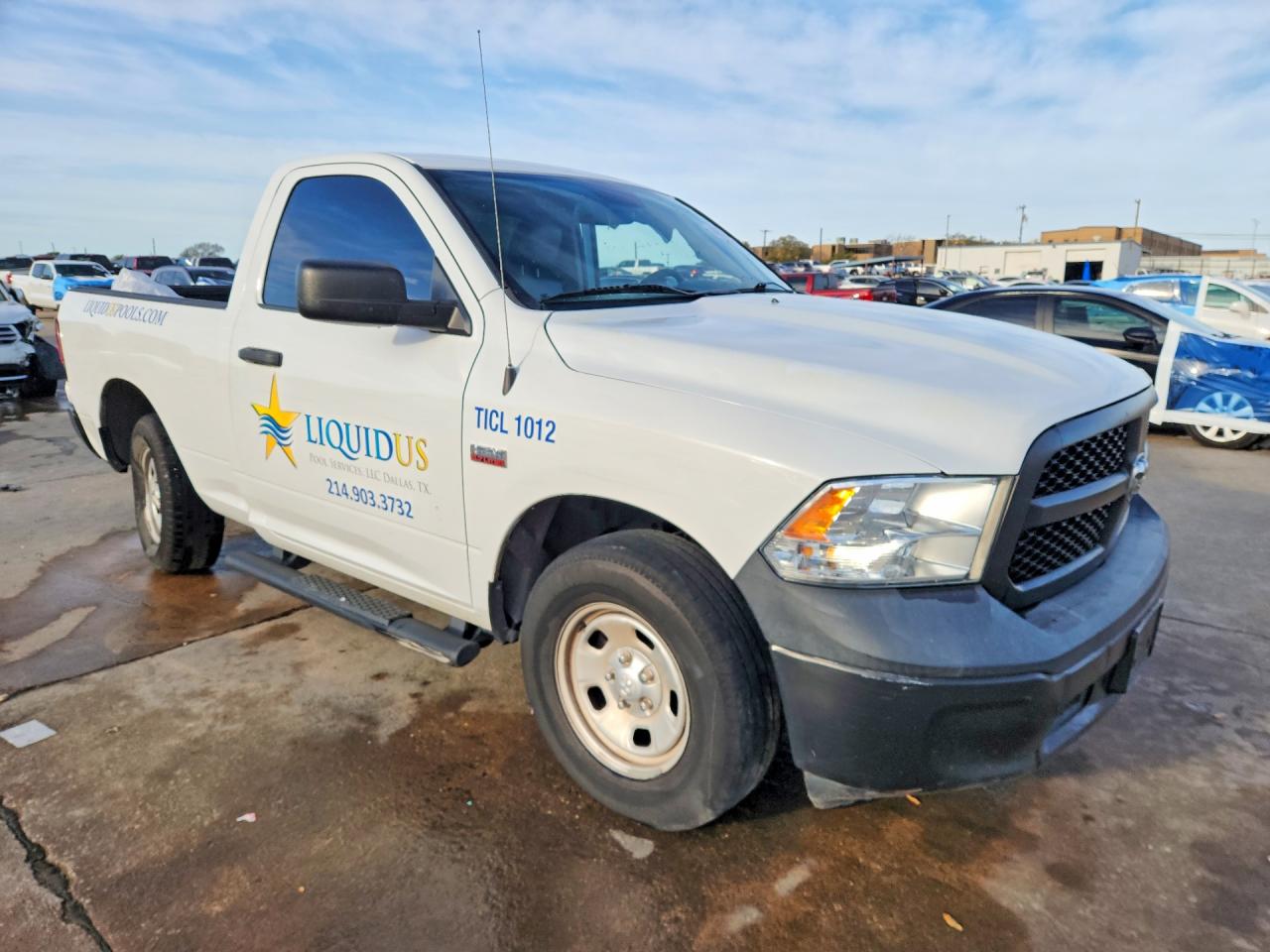 2019 Ram 1500 VIN 3C6JR6AT6KG719152 photo 4
