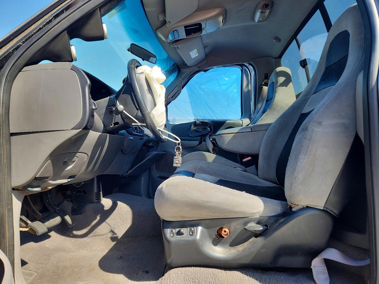 2002 Ford F150 VIN 2FTZF07392CA34472 photo 7