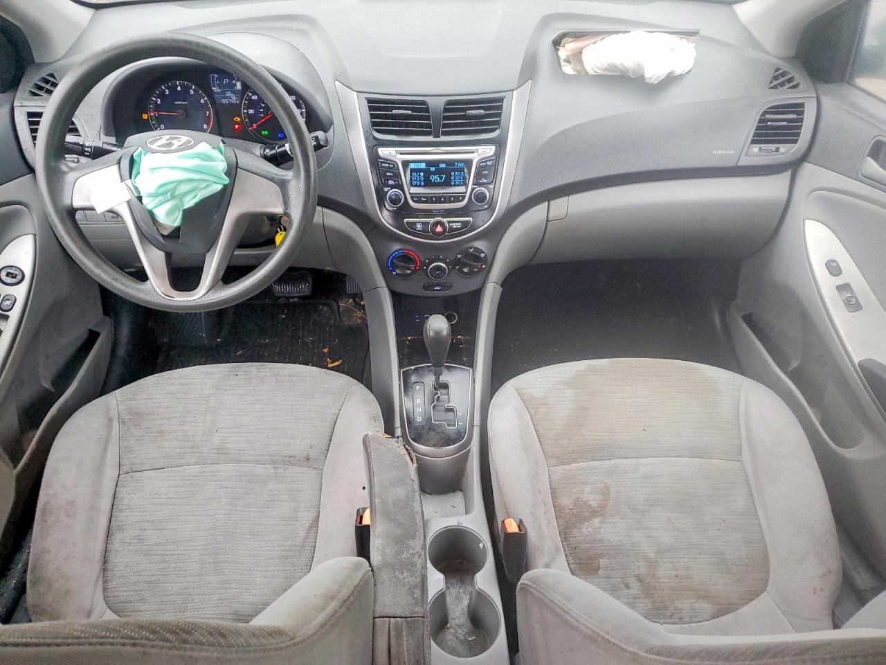 2015 Hyundai Accent VIN KMHCT4AE5FU853786 photo 8