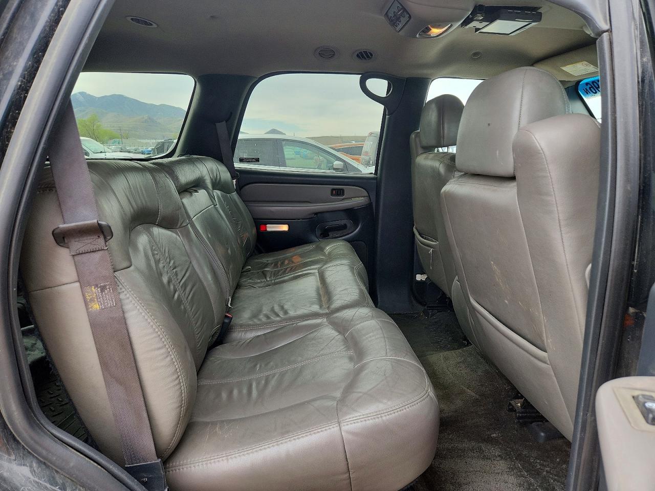 2002 Chevrolet Tahoe VIN 1GNEK13Z12J245037 photo 11