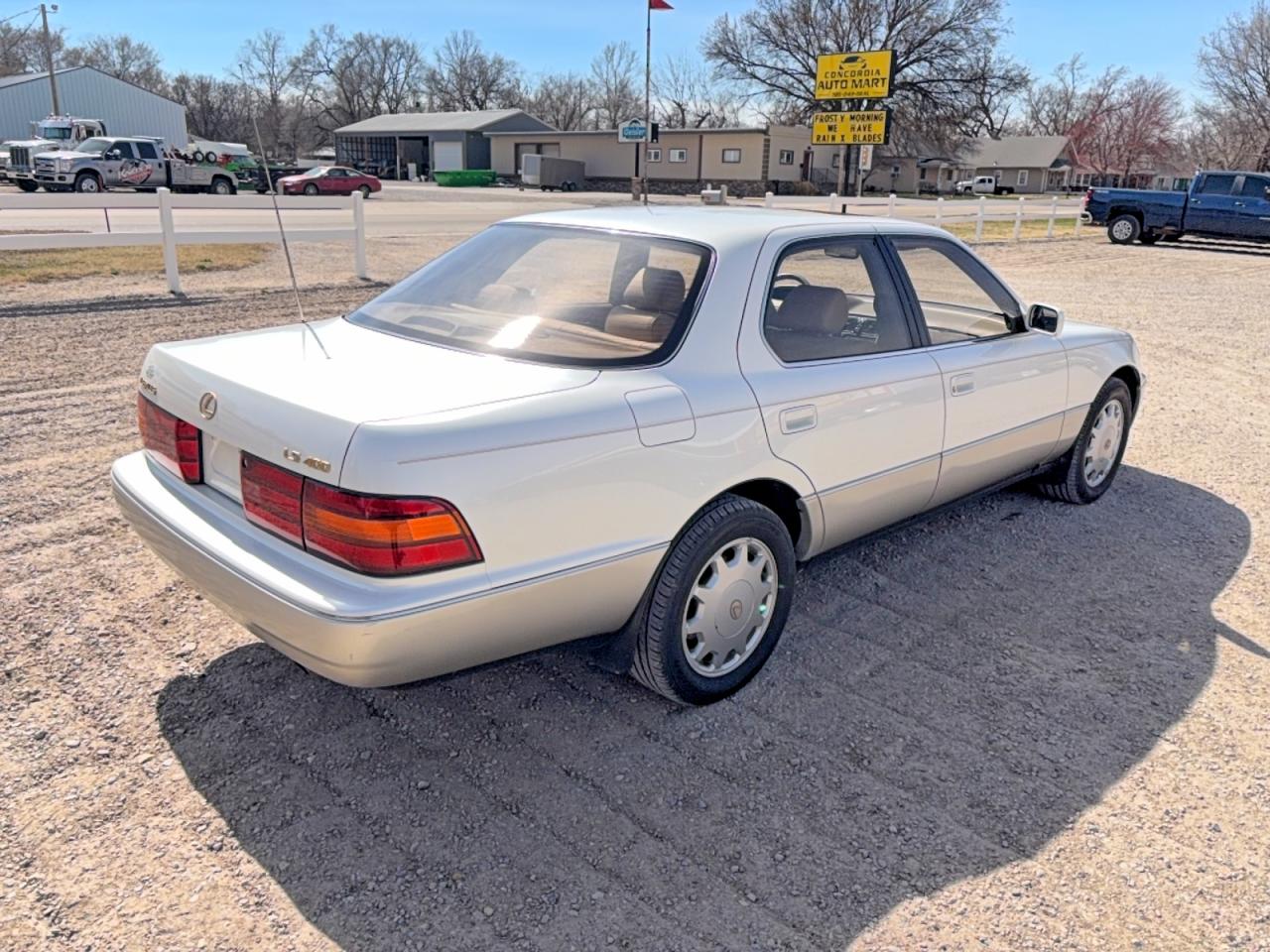 1992 Lexus Ls 400 bas VIN JT8UF11E8N0141128 photo 4