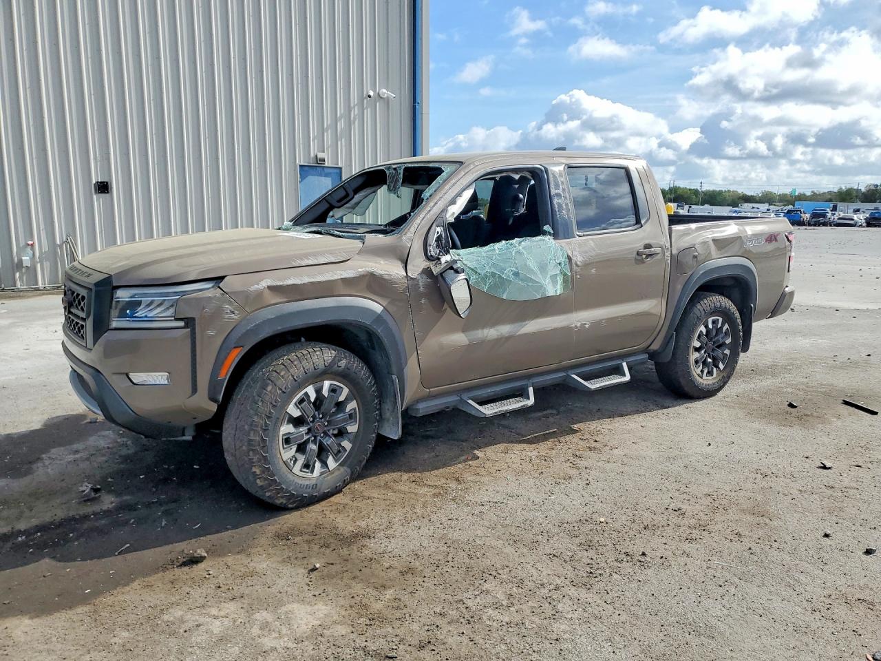 2024 Nissan All models VIN 1N6ED1EK7RN645655 photo 1