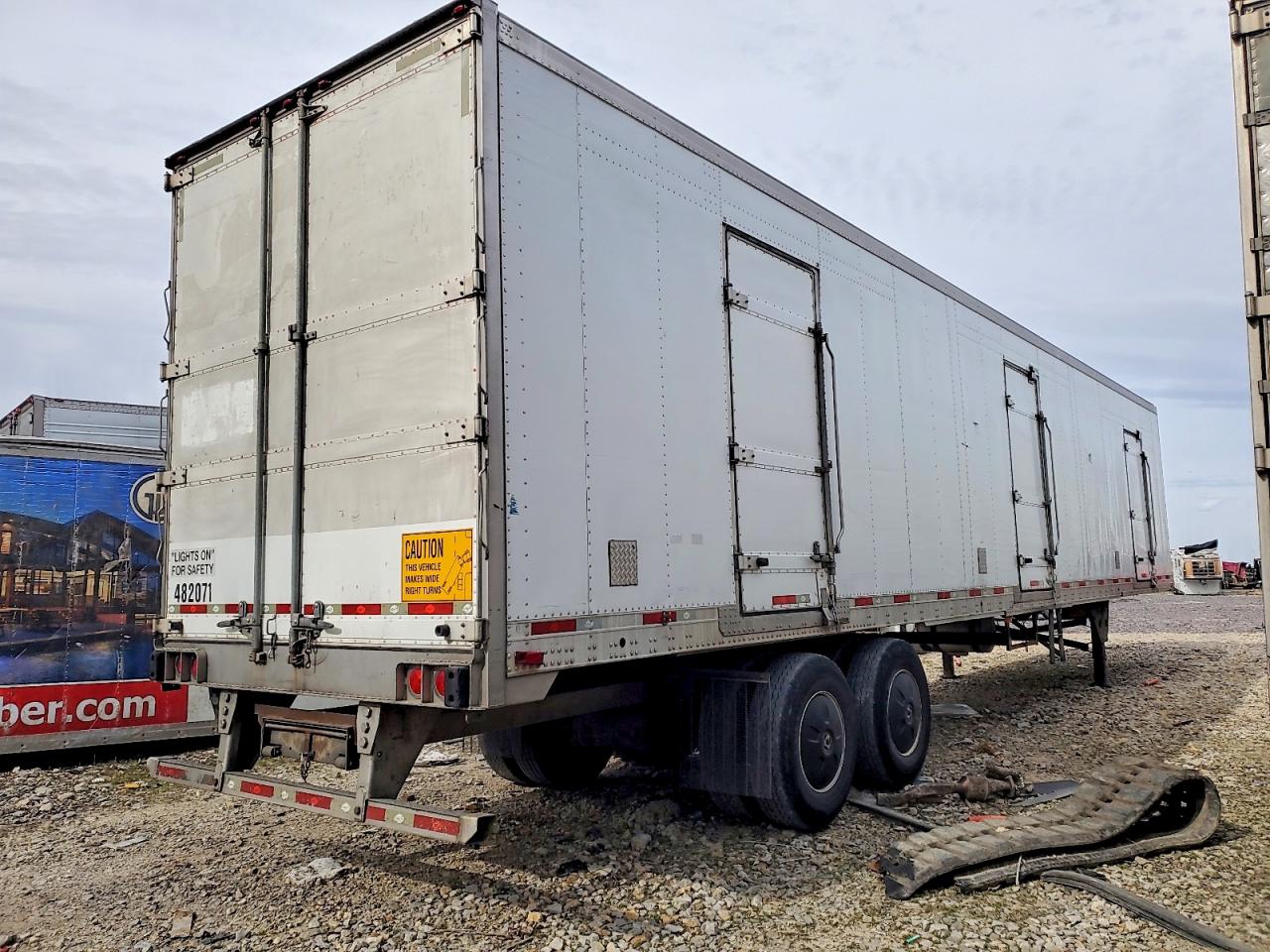 2014 UTILITY All models VIN 1UYVS2488EU844218 photo 4