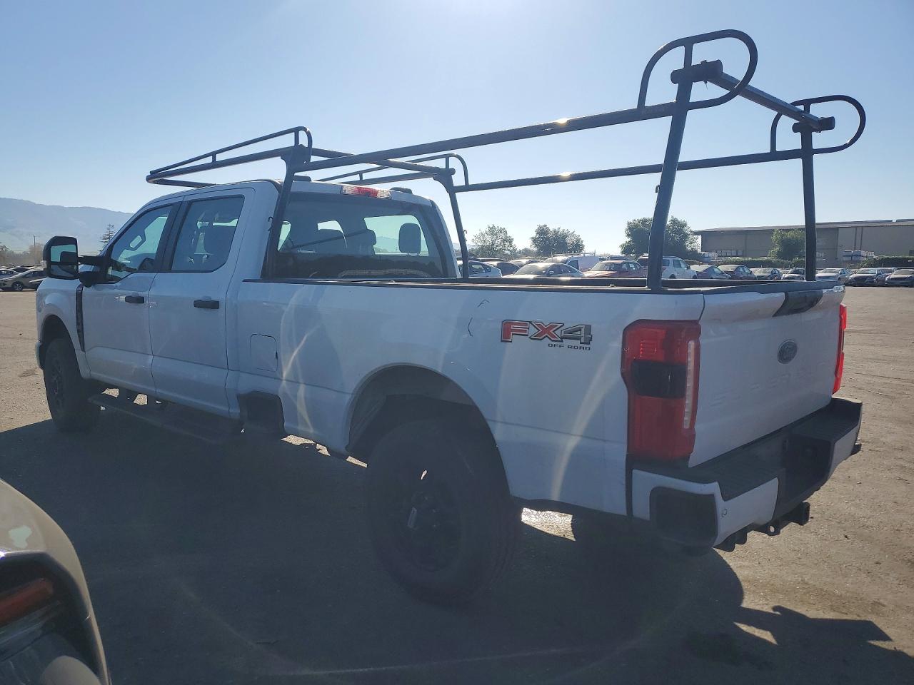 2024 Ford F250 VIN 1FT8W2BA2REE78360 photo 2
