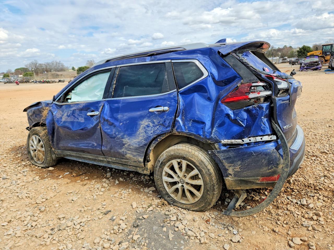 2018 NISSAN Rogue VIN 5N1AT2MV8JC788454 photo 2