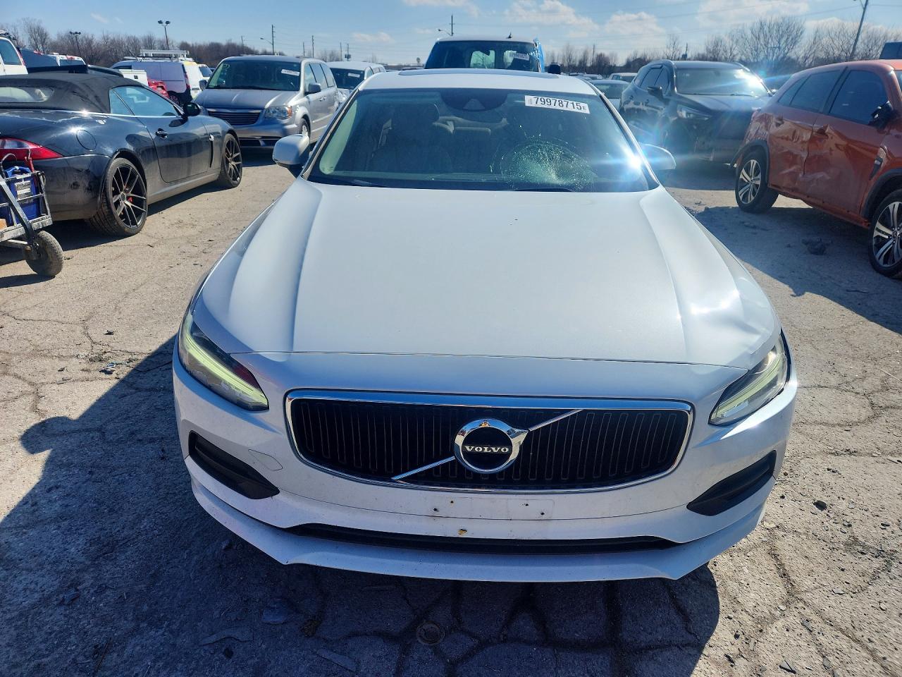 2017 Volvo S90 VIN YV1102AK3H1010232 photo 5