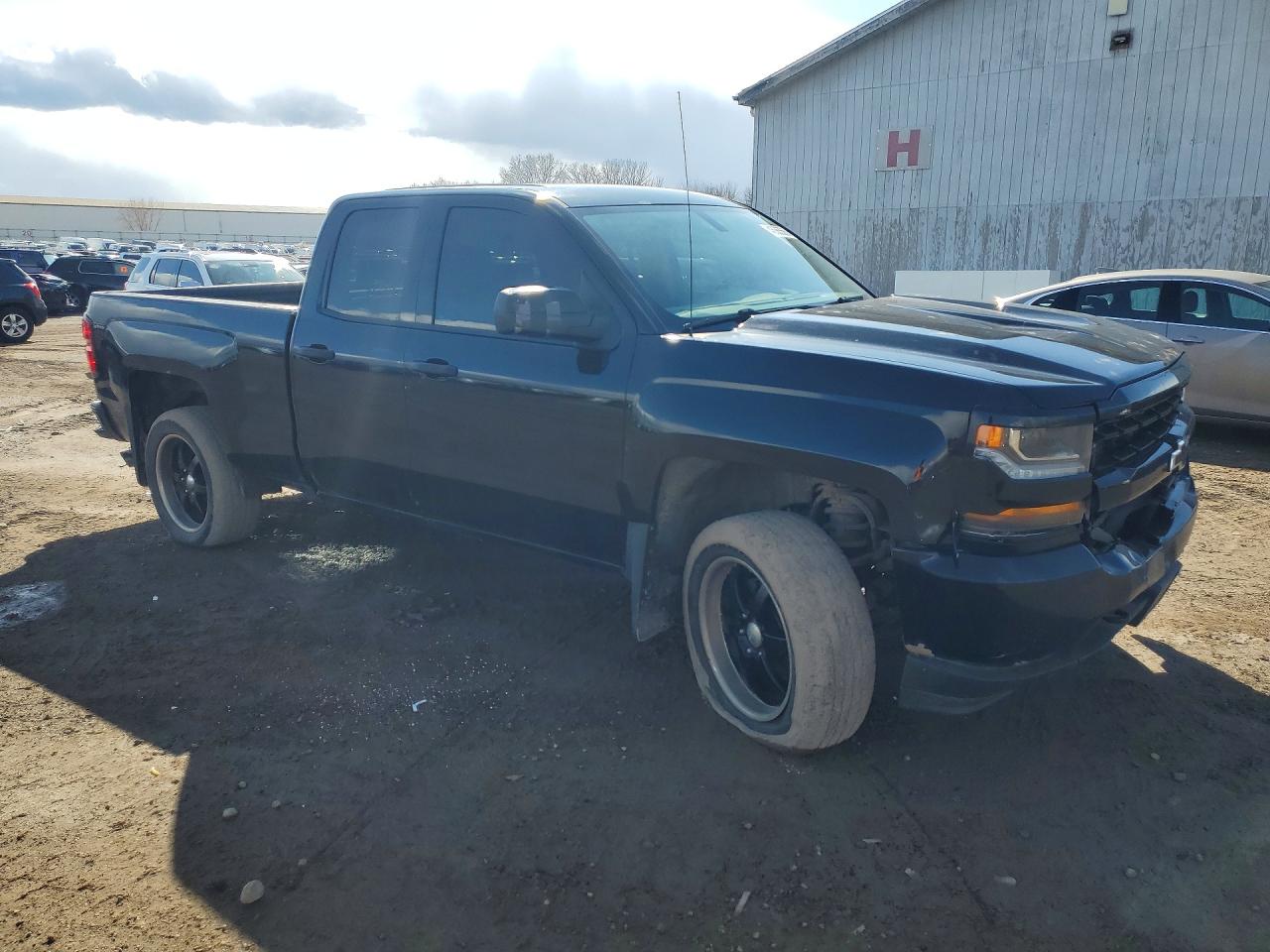 2017 Chevrolet All models VIN 1GCVKPEC3HZ131958 photo 4