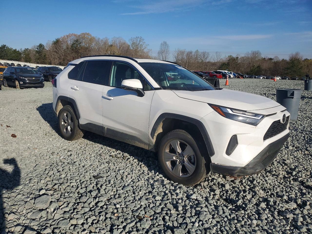 2023 Toyota Rav4 VIN 2T3W1RFV3PC231576 photo 4