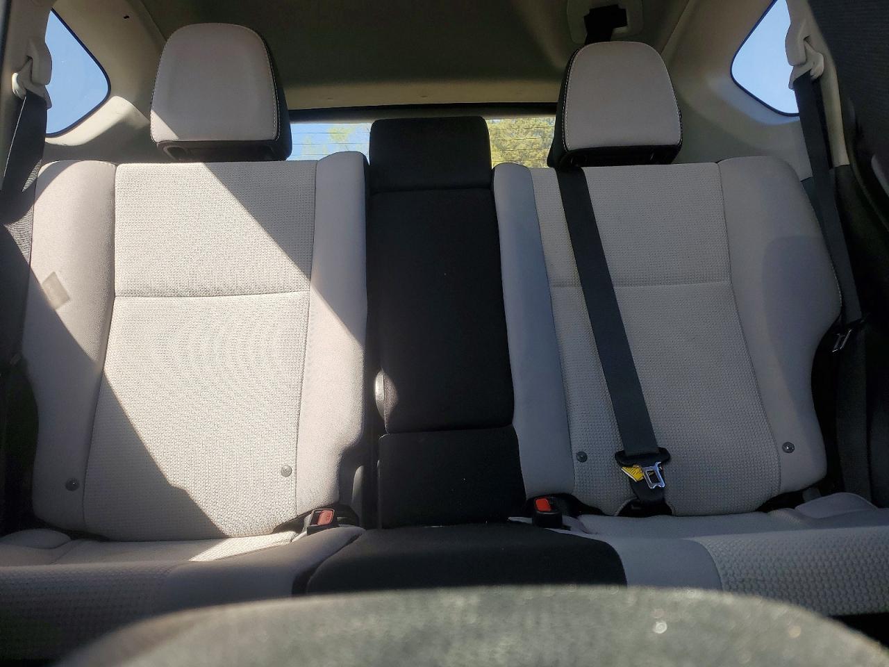 2016 Toyota Rav4 VIN 2T3WFREV8GW262551 photo 10