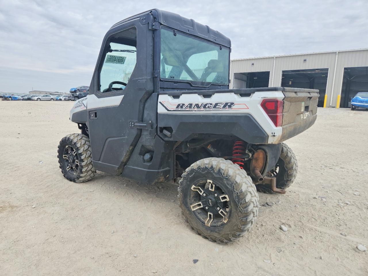 2021 Polaris Ranger VIN 4XARRU990M8071204 photo 3
