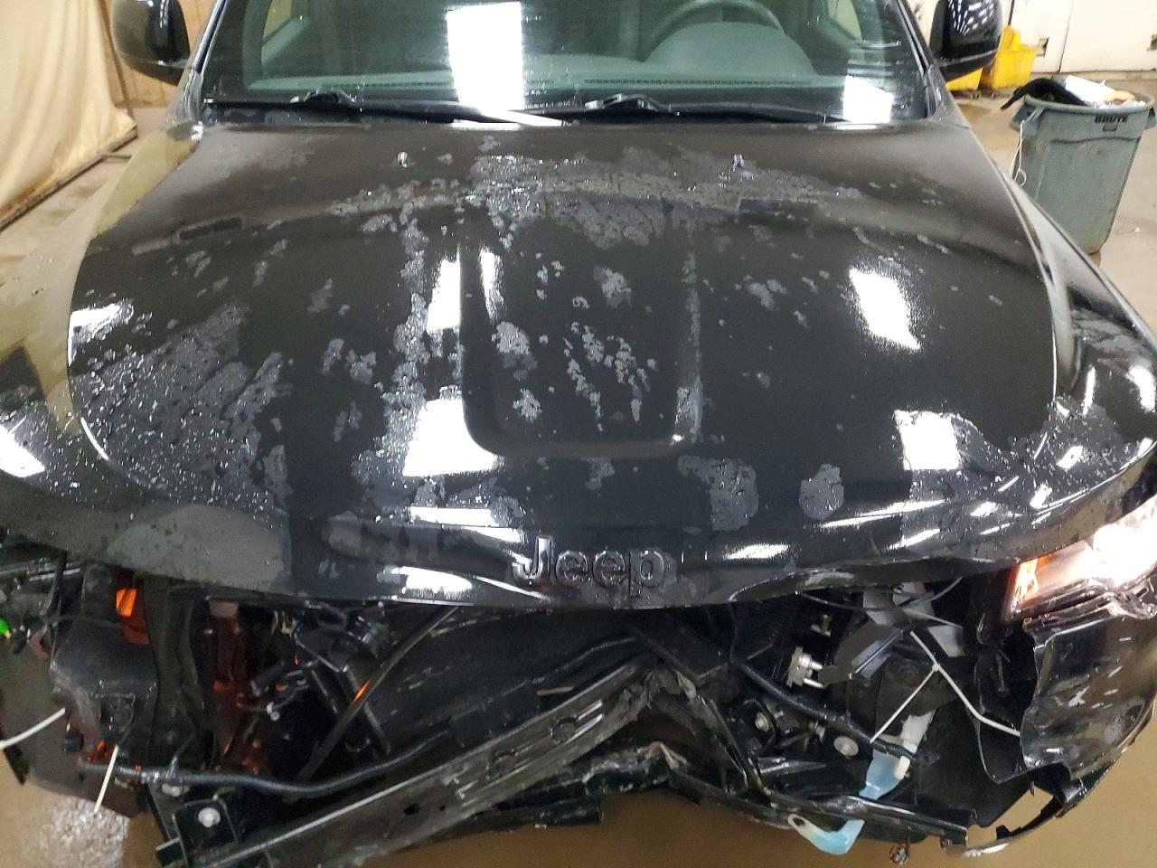 2018 Jeep Grand cher VIN 1C4RJFAG3JC407698 photo 12