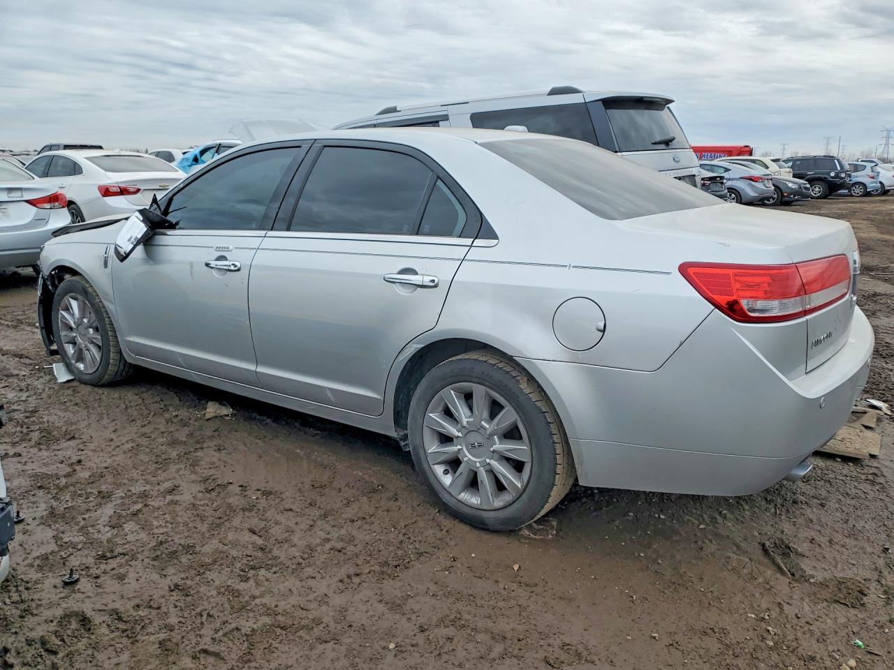 2011 LINCOLN Mkz VIN 3LNHL2GCXBR770520 photo 2