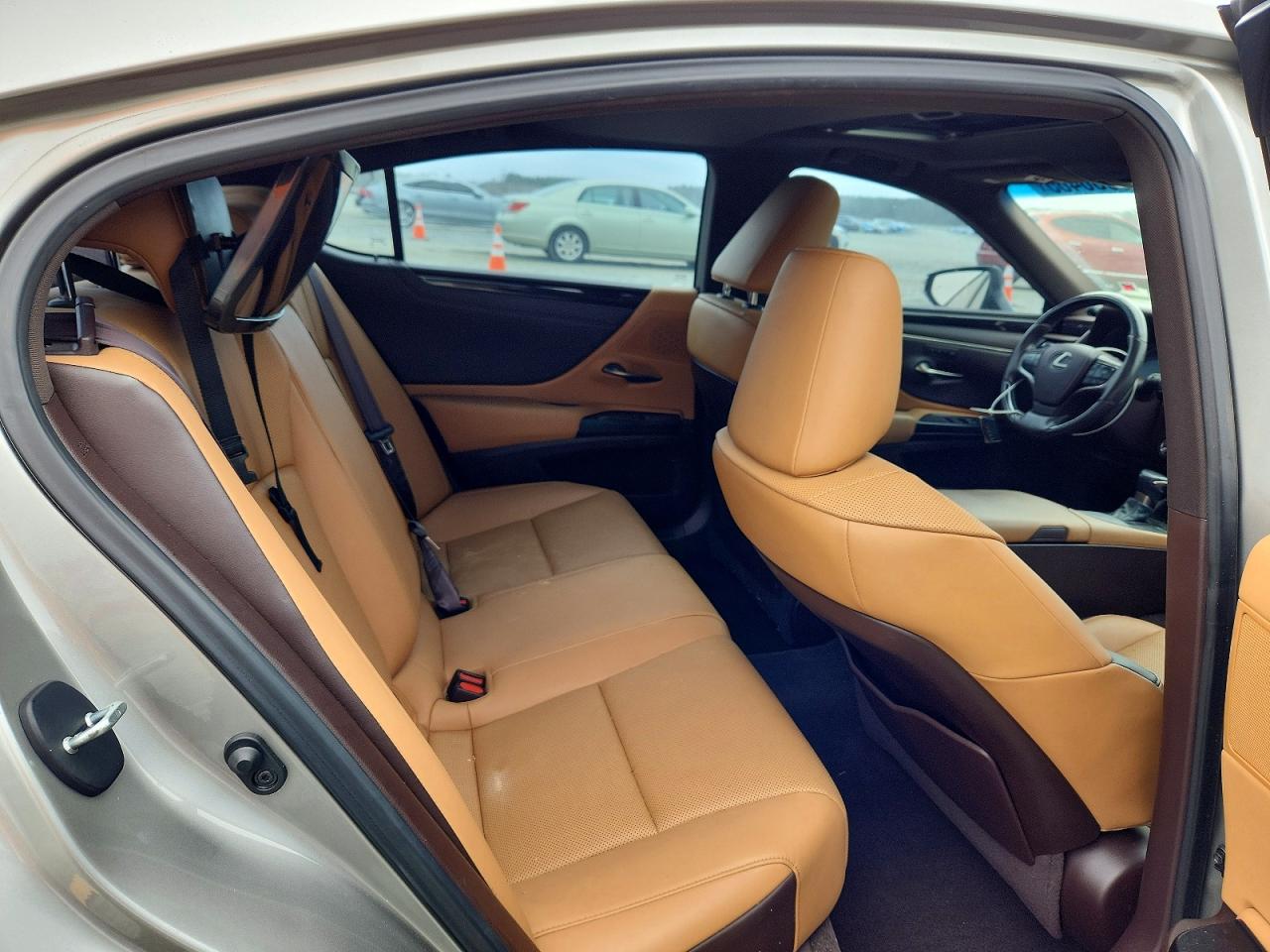 2020 Lexus ES350 VIN 58ADZ1B17LU072298 photo 10