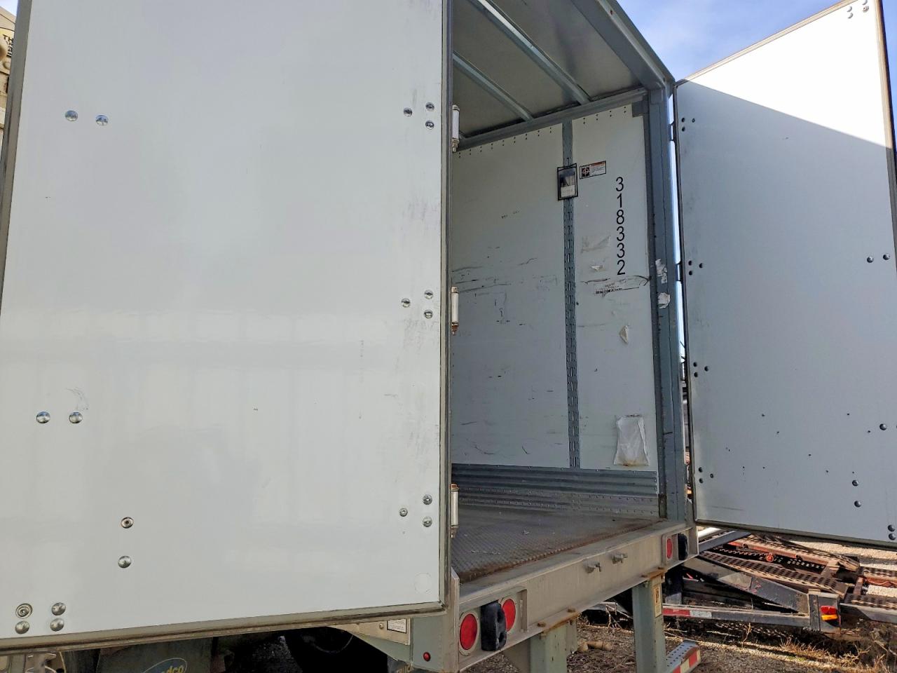 2019 GREAT Trailers VIN 1GRAP0626KT127870 photo 4
