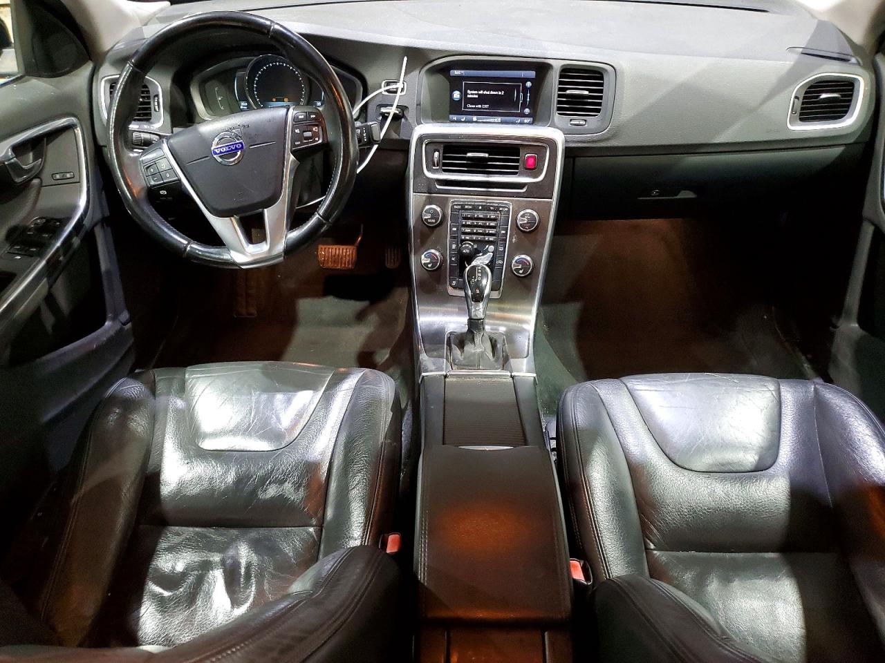 2014 Volvo S60 VIN YV1612FS7E2275916 photo 8