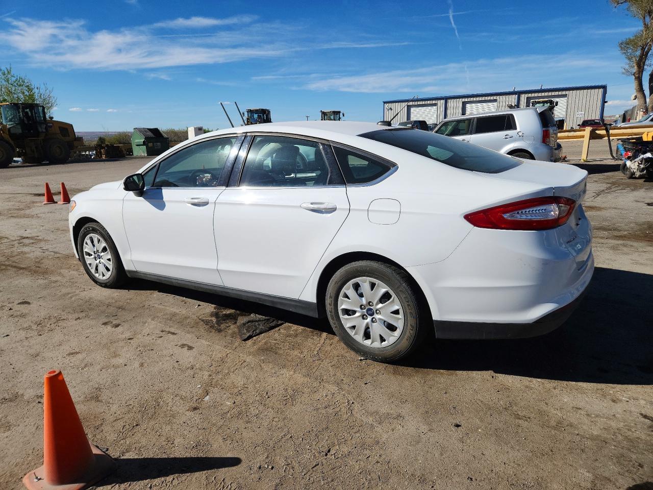 2013 Ford Fusion VIN 3FA6P0G77DR361648 photo 2
