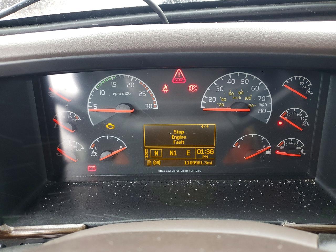 2016 Volvo Vn VIN 4V4NC9EH4GN961492 photo 8