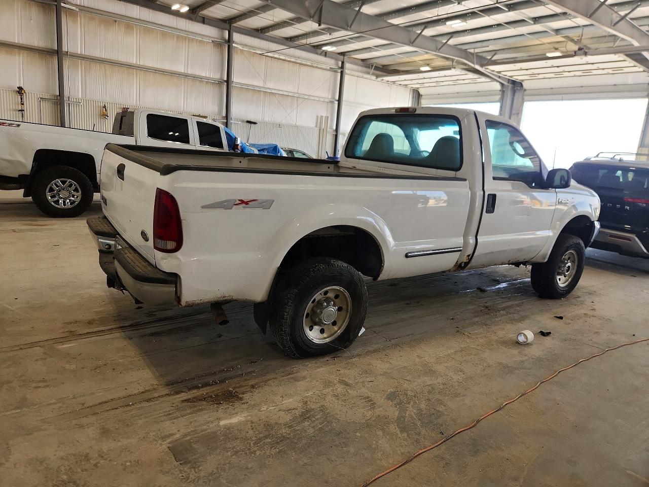 2003 Ford F250 VIN 1FTNF21L23EA48695 photo 3