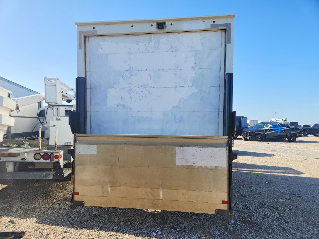 2019 Isuzu Npr VIN 54DB4W1B8KS812648 photo 6