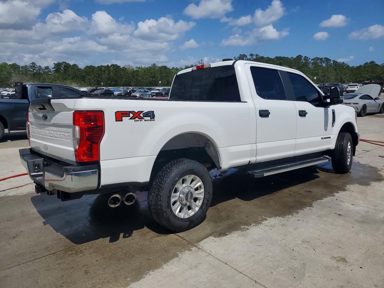 2022 FORD All models VIN 1FT8W2BT4NEF74423 photo 3