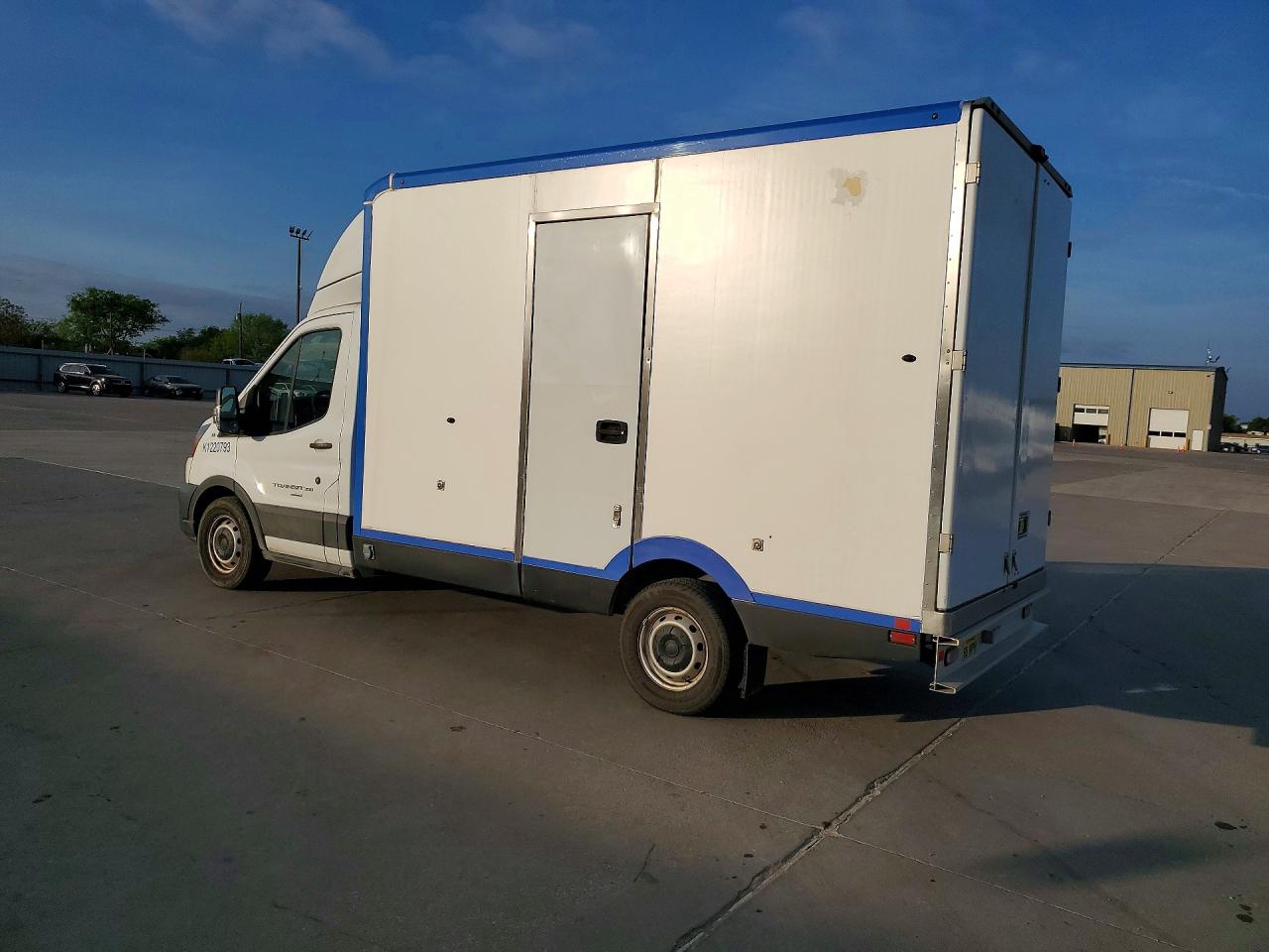 2023 Ford Transit VIN 1FDBW5ZG8PKA10998 photo 2