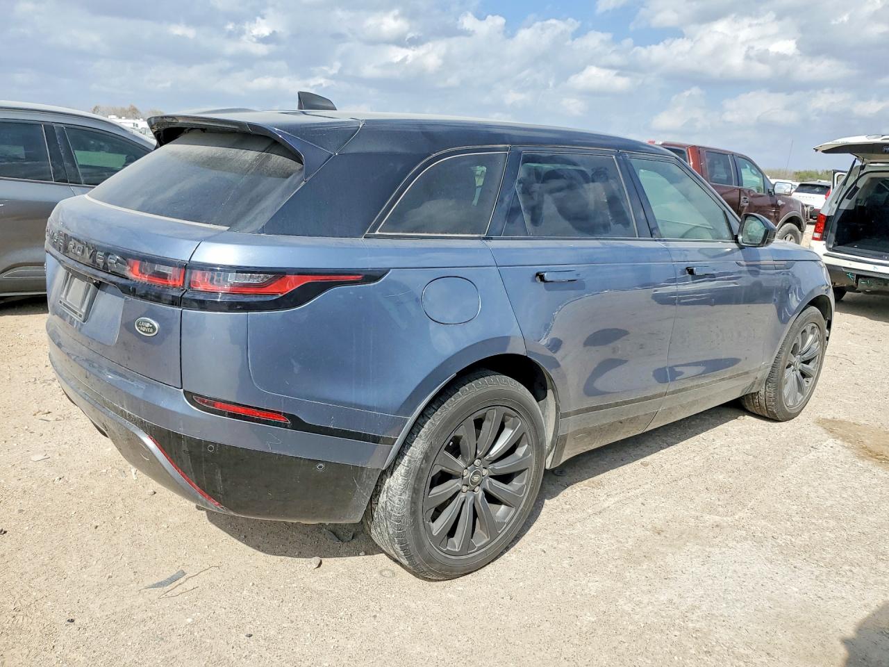 2019 Land Rangerover VIN SALYL2EX3KA205958 photo 3