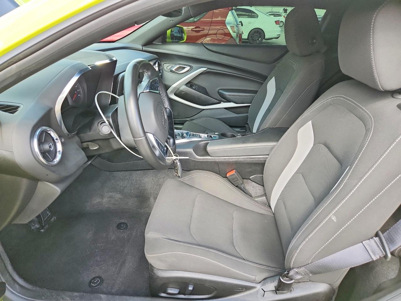 2019 Chevrolet Camaro VIN 1G1FB1RX6K0149941 photo 7