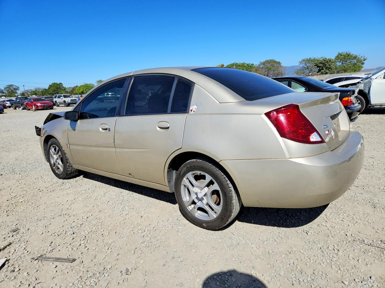 2004 SNOWEX Ion VIN 1G8AL52F84Z180401 photo 2
