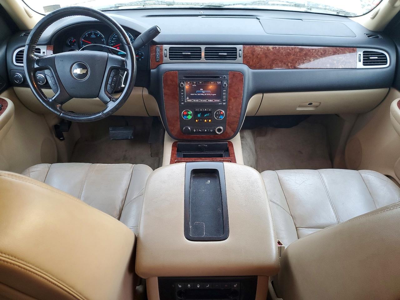 2008 CHEV Suburban VIN 3GNFK16388G197672 photo 8