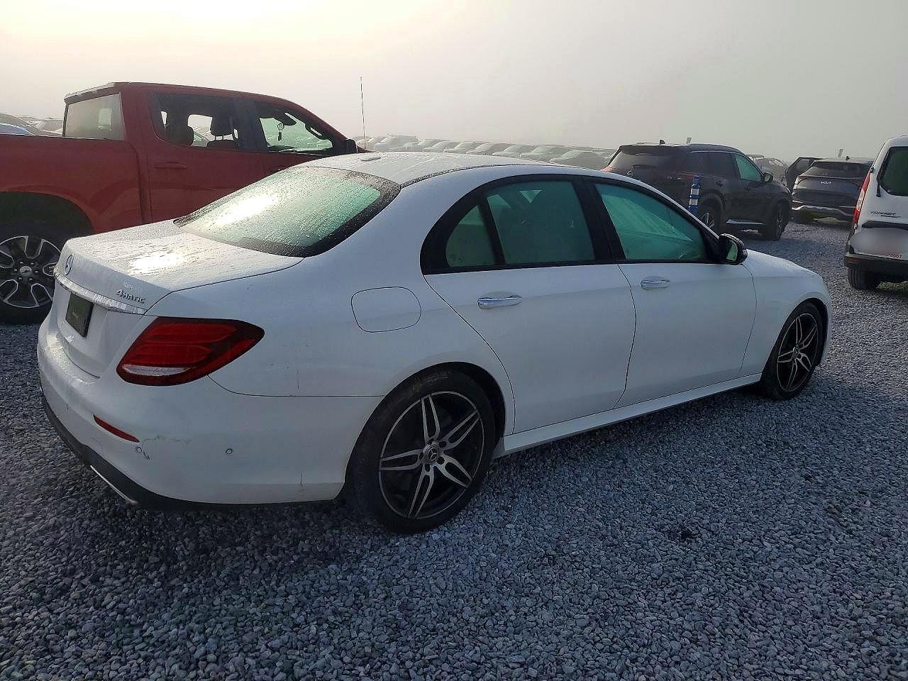 2019 Mercedes-Benz E-class VIN WDDZF6JB0KA669817 photo 3