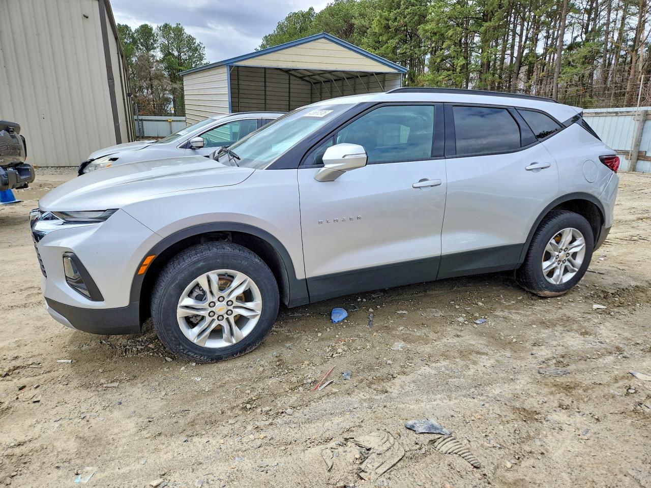 2022 Chevrolet Blazer VIN 3GNKBHR43NS173848 photo 1