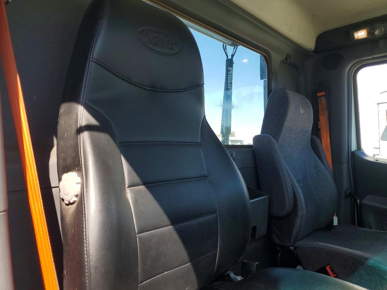 2017 PETERBILT All other VIN 1XPBA48X9HD428621 photo 6
