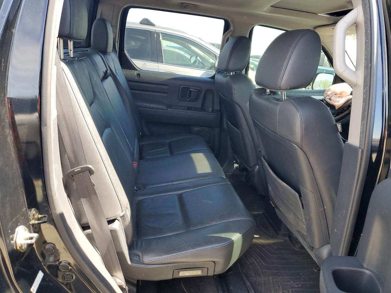 2014 Honda Ridgeline VIN 5FPYK1F6XEB007780 photo 10
