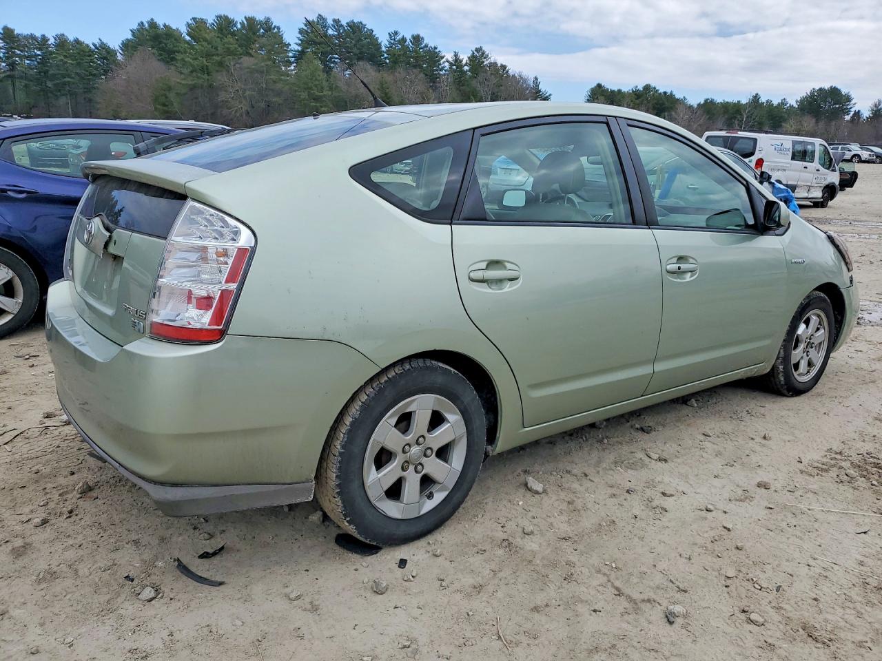 2008 TOYOTA Prius VIN JTDKB20U283361483 photo 3