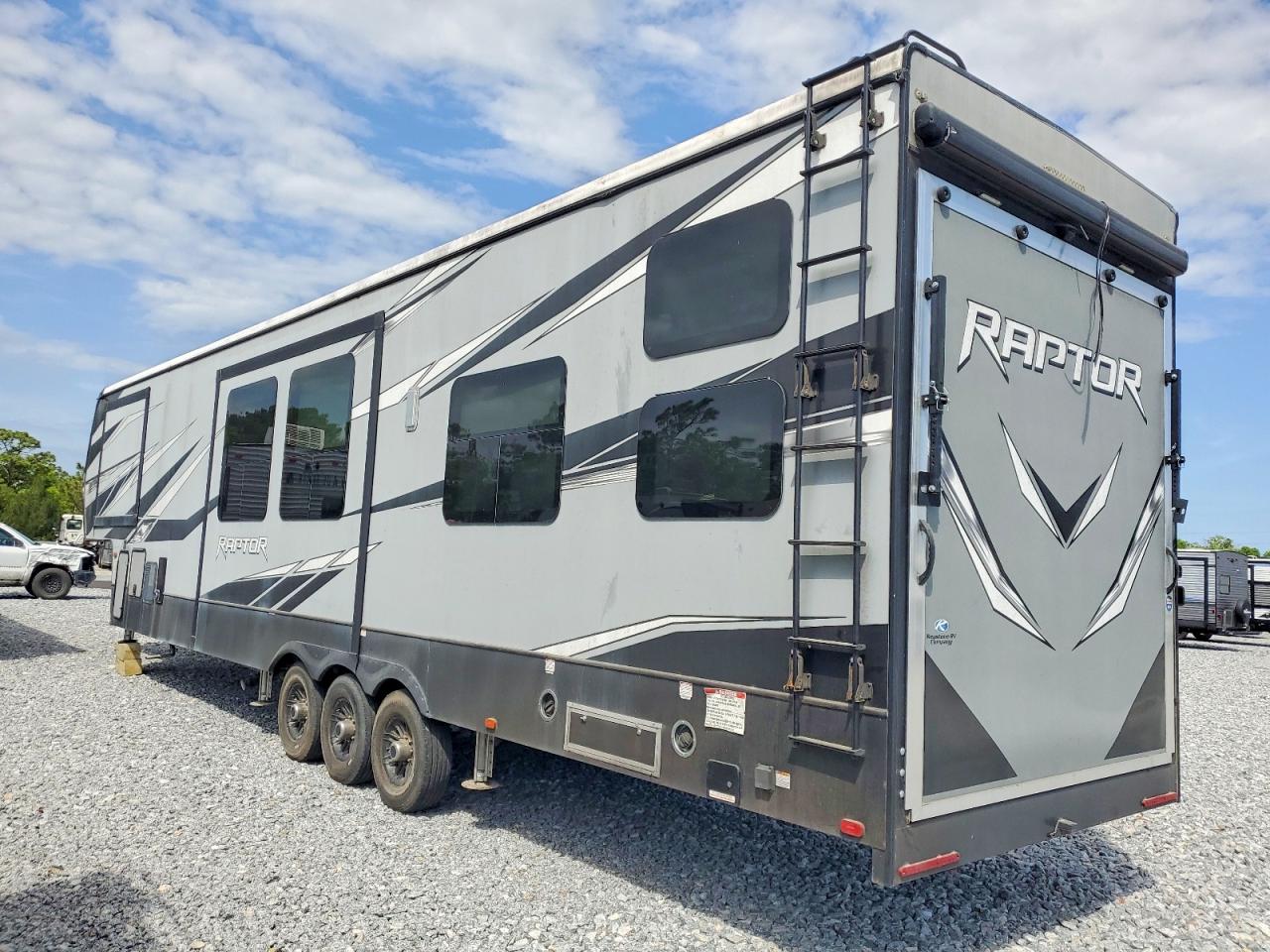 2020 KEYSTONE Raptor rp3 VIN 4YDF42632LR800680 photo 3