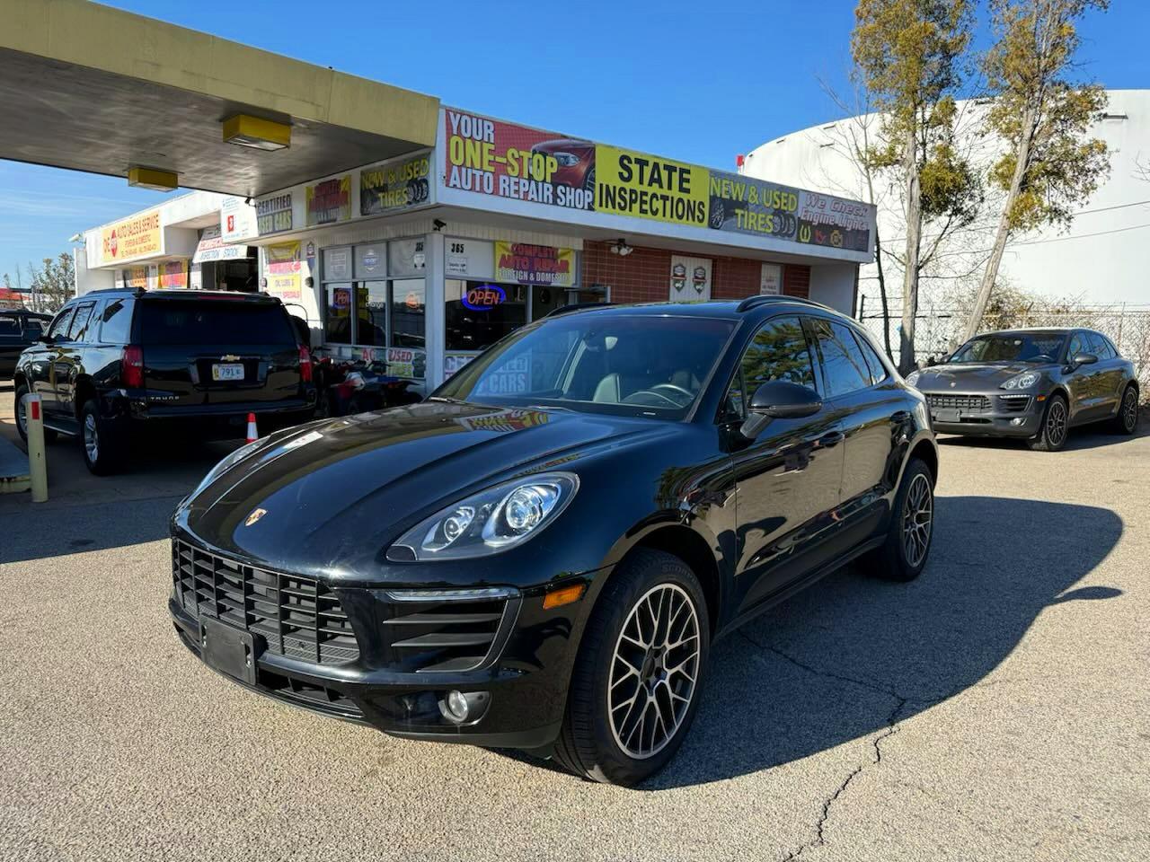 2016 PORSCHE Macan VIN WP1AB2A52GLB56455 photo 2