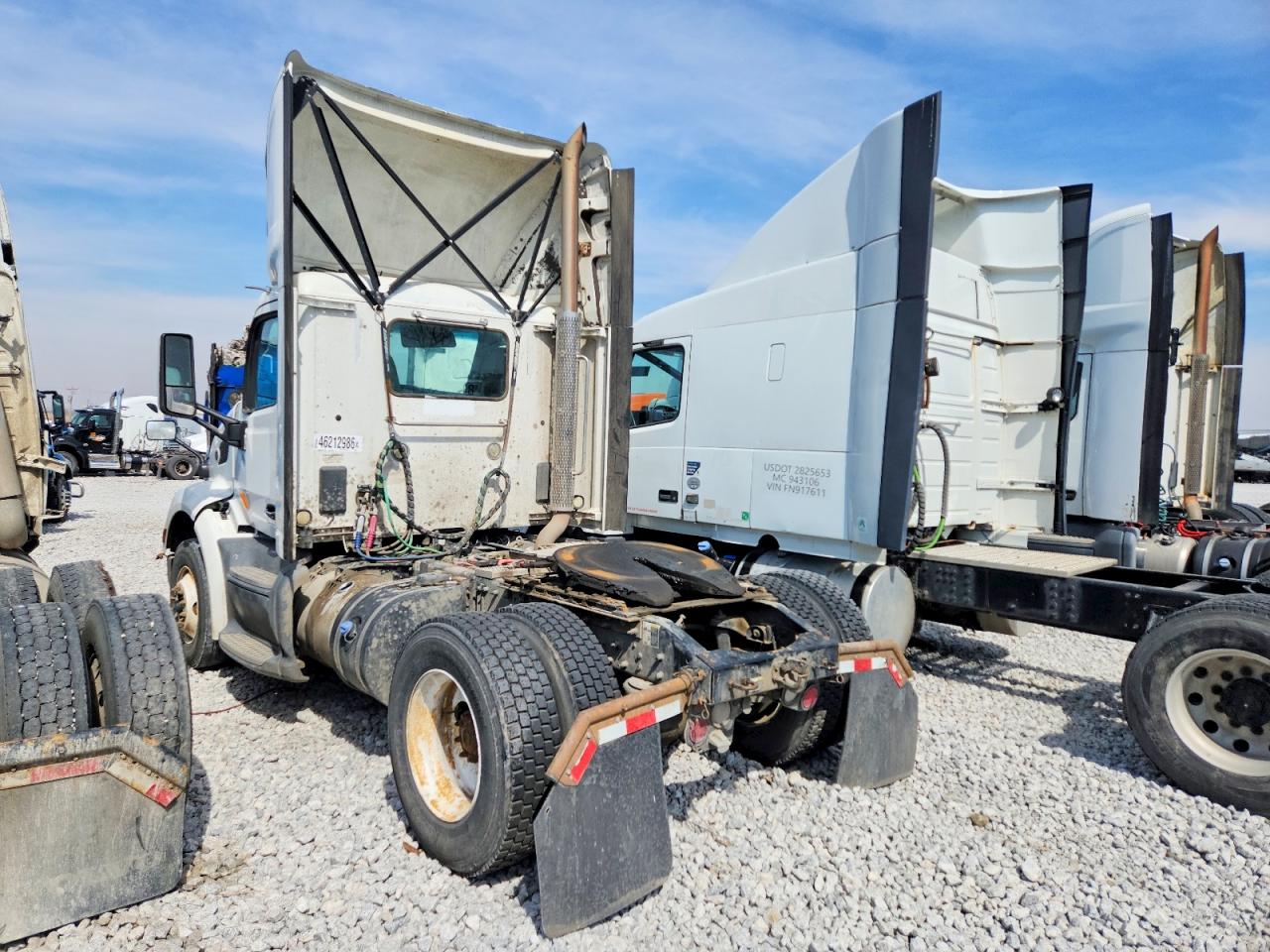 2017 PETERBILT All other VIN 1XPBA48X0HD428782 photo 3