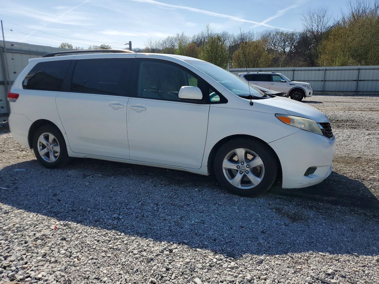 2012 Toyota All models VIN 5TDKK3DC3CS190113 photo 4