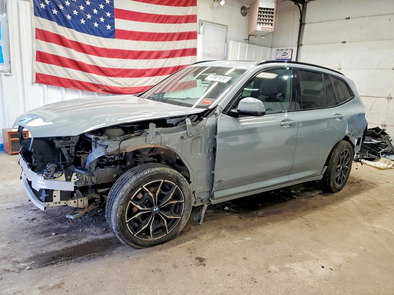 2024 BMW X3 VIN 5UX53DP08R9U77552 photo 1