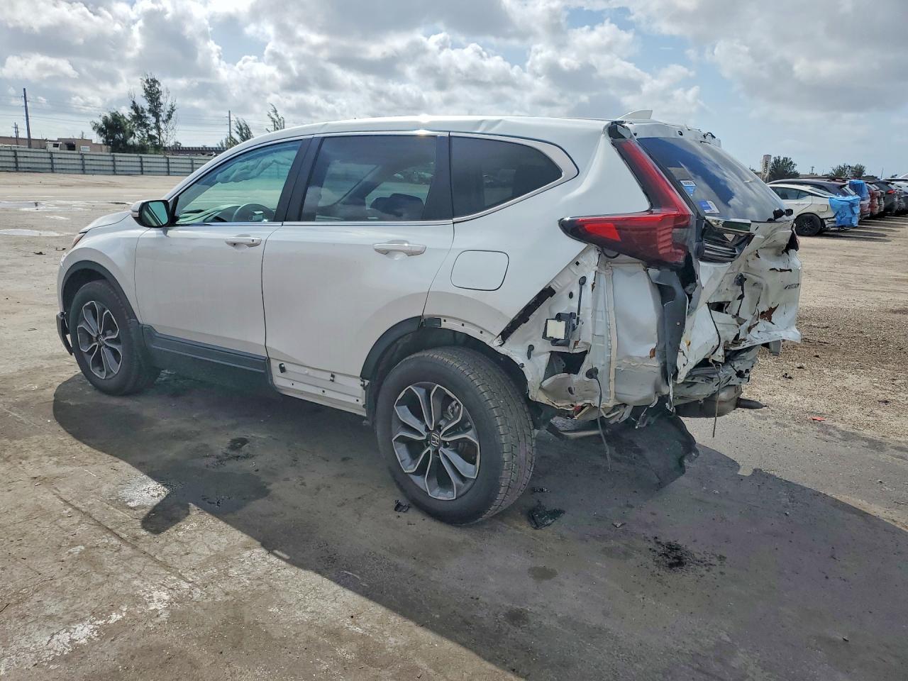 2022 Honda Crv VIN 7FARW2H57NE046021 photo 2