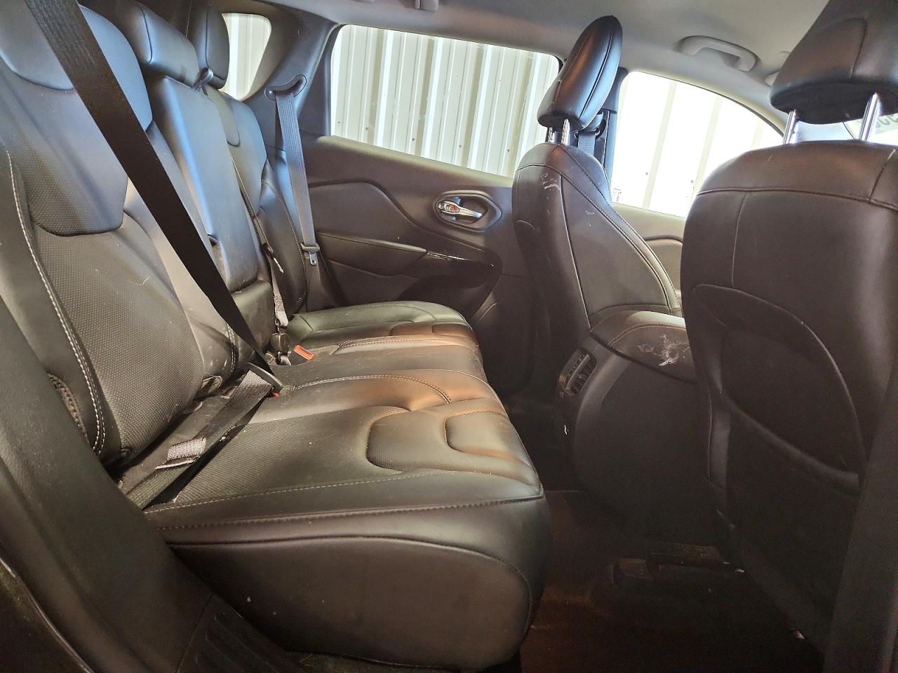 2023 Jeep Cherokee a VIN 1C4PJMMB3PD106511 photo 11