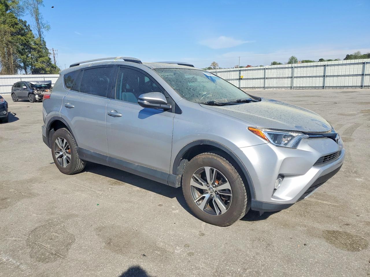 2016 Toyota Rav4 VIN 2T3WFREV8GW262551 photo 4