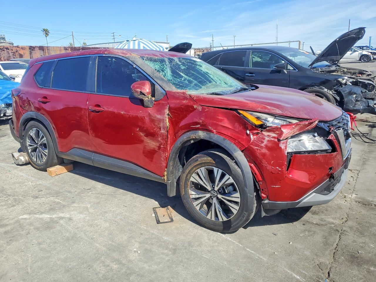 2023 Nissan Rogue VIN 5N1BT3BA8PC684324 photo 4
