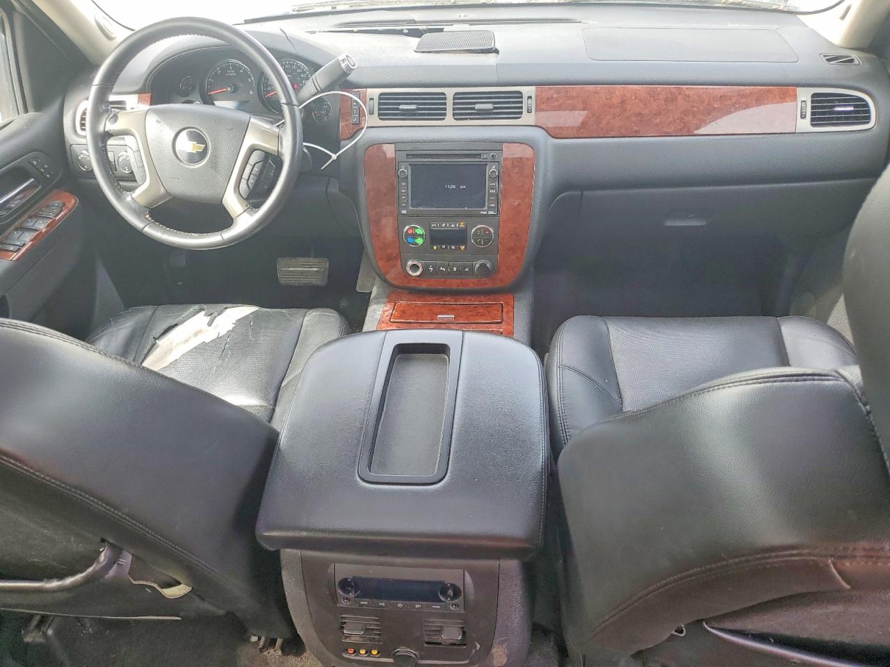 2011 Chevrolet Avalanche VIN 3GNTKGE35BG131482 photo 8