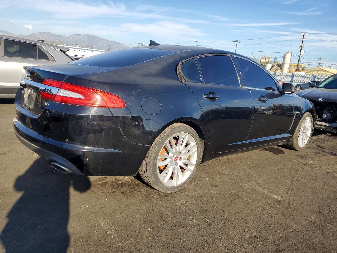 2015 Jaguar Xf VIN SAJWA0F78F8U58831 photo 3